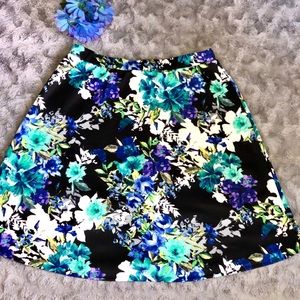 Notations black and floral print midi skirt